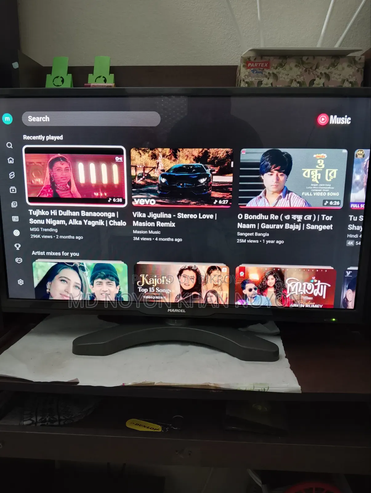 Marcel Smart TV 32, with Vision Box