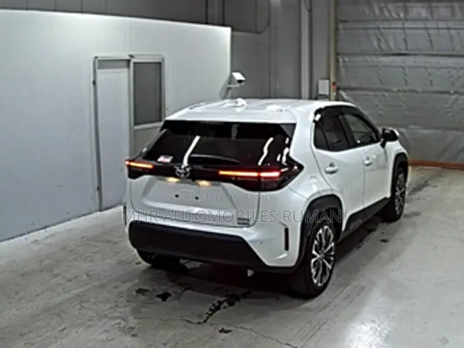 Toyota Yaris Cross 2021 Pearl