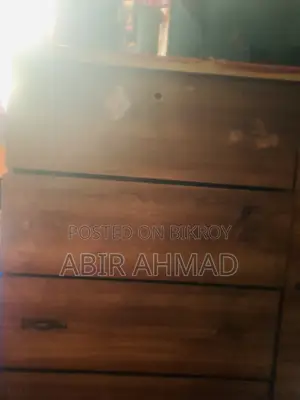 Emergency Sell Post Wardrobe