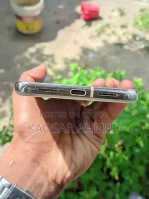 গুগল পিক্সেল ৮ প্রো ১২৮ জিবি সাদা