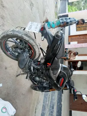হিরো থ্রিলার ১৬০আর ৪ভি ২০২৪ ব্ল্যাক