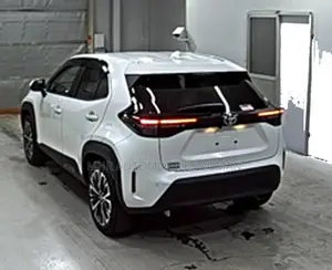 Toyota Yaris Cross 2021 Pearl