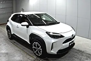 Toyota Yaris Cross 2021 Pearl