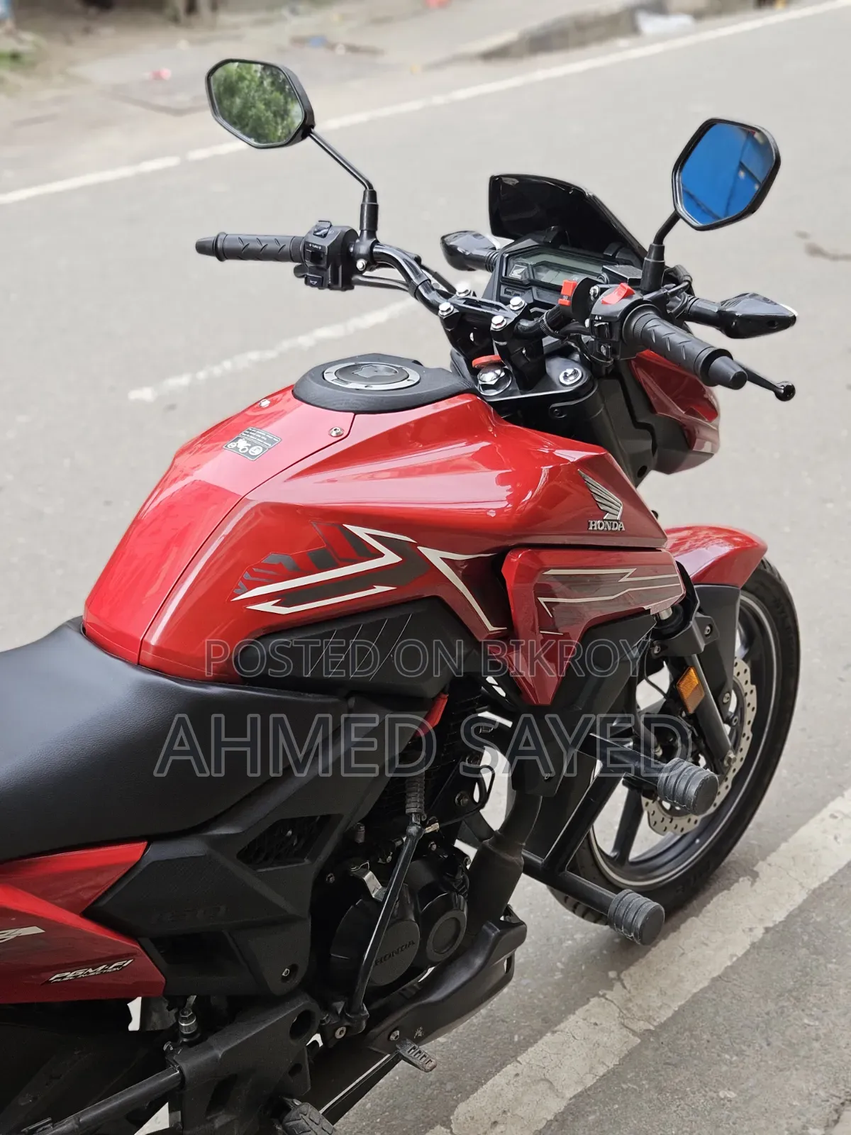 হোন্ডা এক্স-ব্লেড ১৬০ ২০২৫ রেড