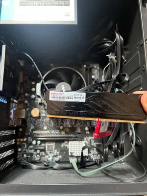 Desktop Computer MSI Model 8GB AMD Ryzen 5 SSD 512GB