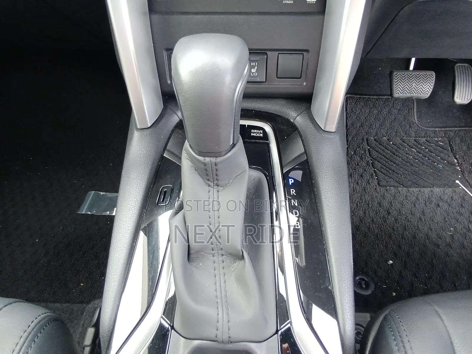 Toyota Corolla Cross 2021 Pearl