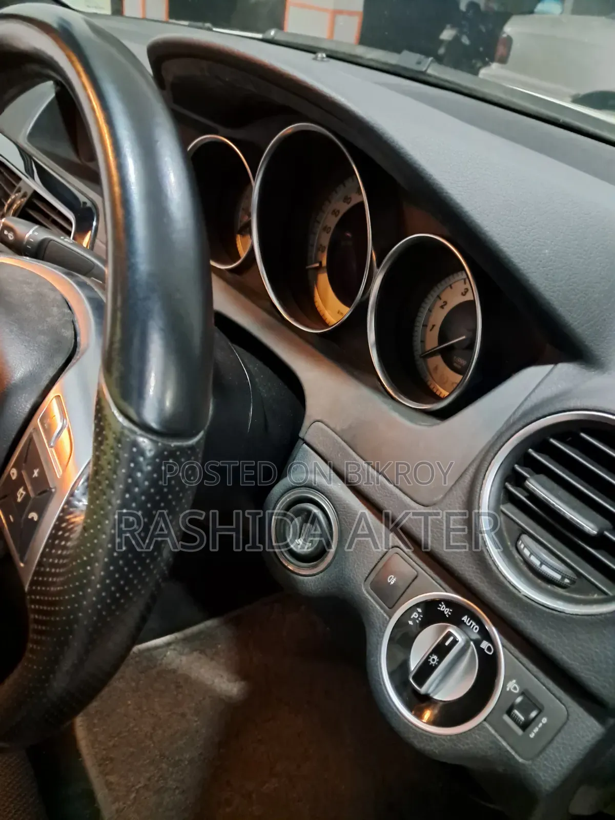 Mercedes-Benz C180 2012 White
