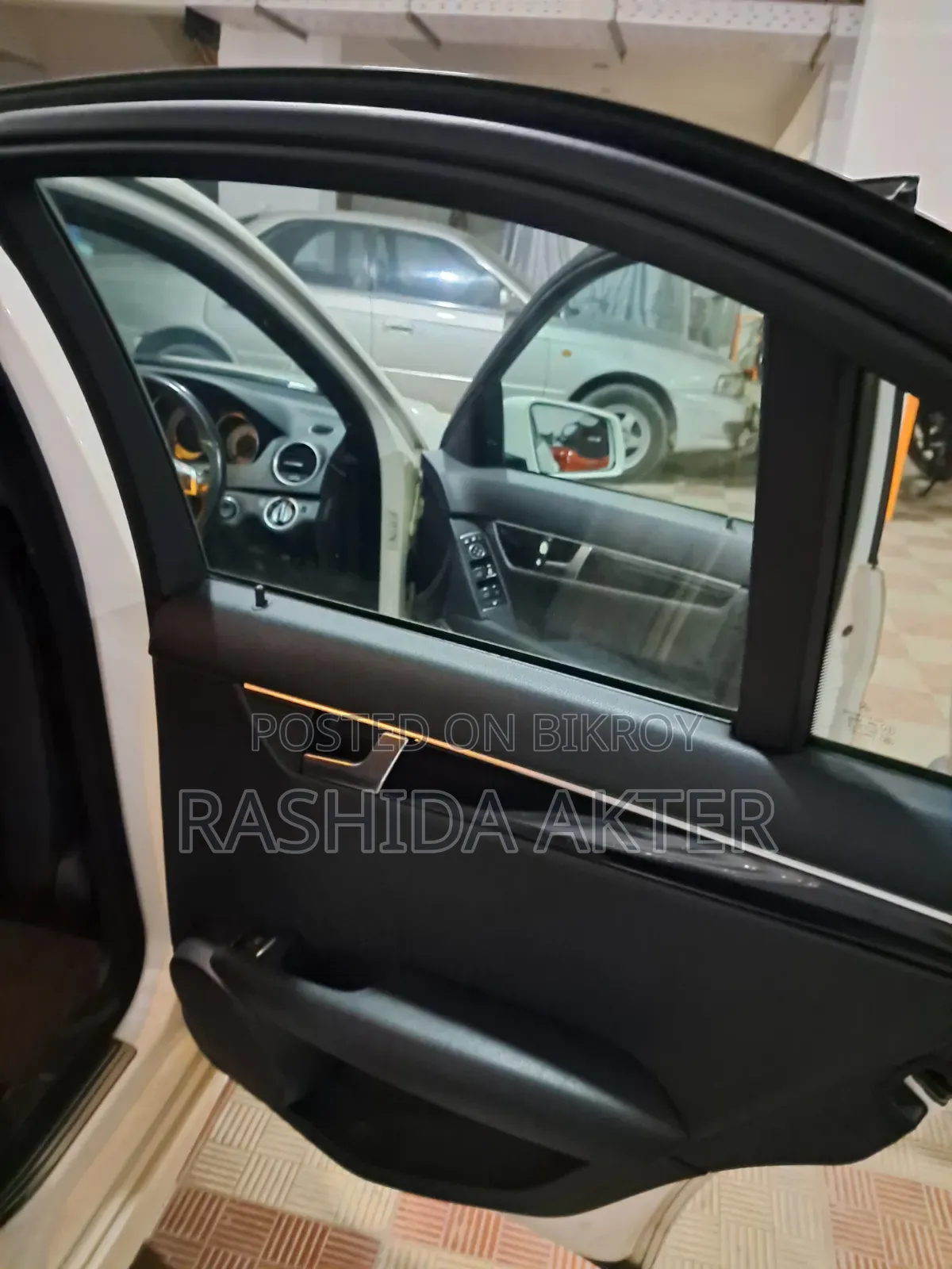 Mercedes-Benz C180 2012 White