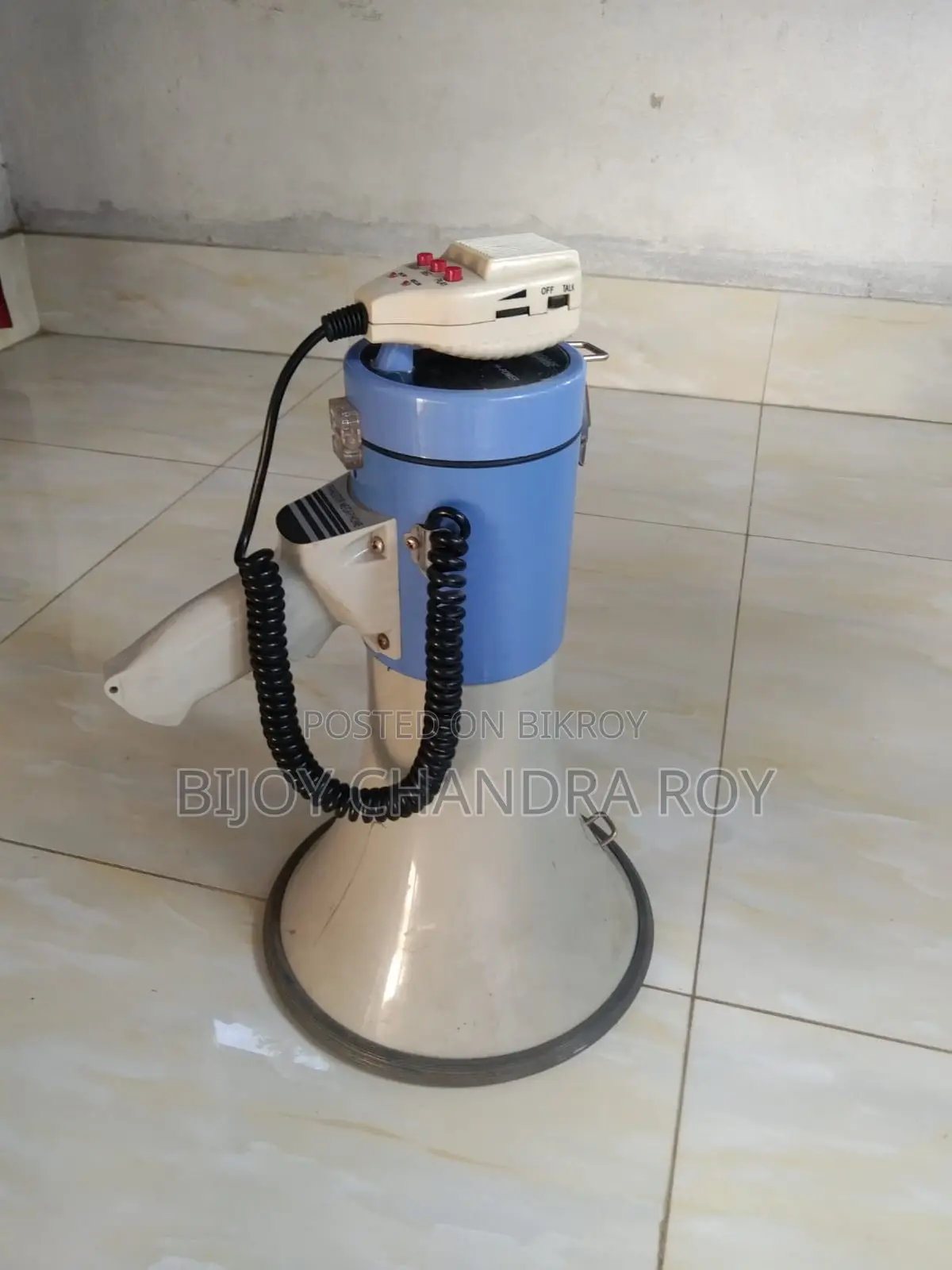 Transistor Megaphone
