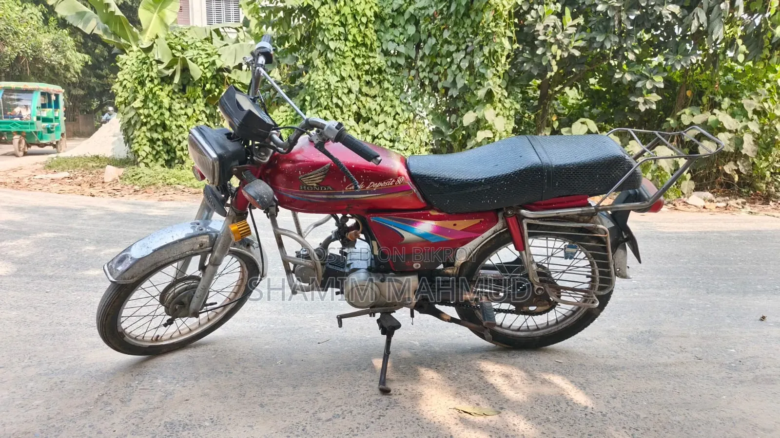 হোন্ডা ২০০৯ লাল