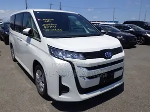 Toyota Noah 2022 Pearl