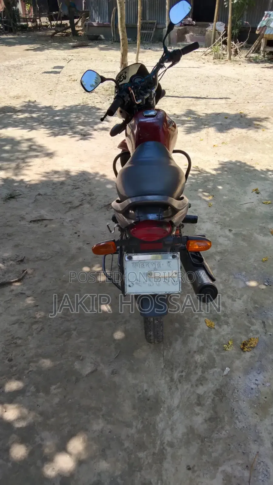 বাজাজ প্ল্যাটিনা ১০০ ২০১৭ রেড