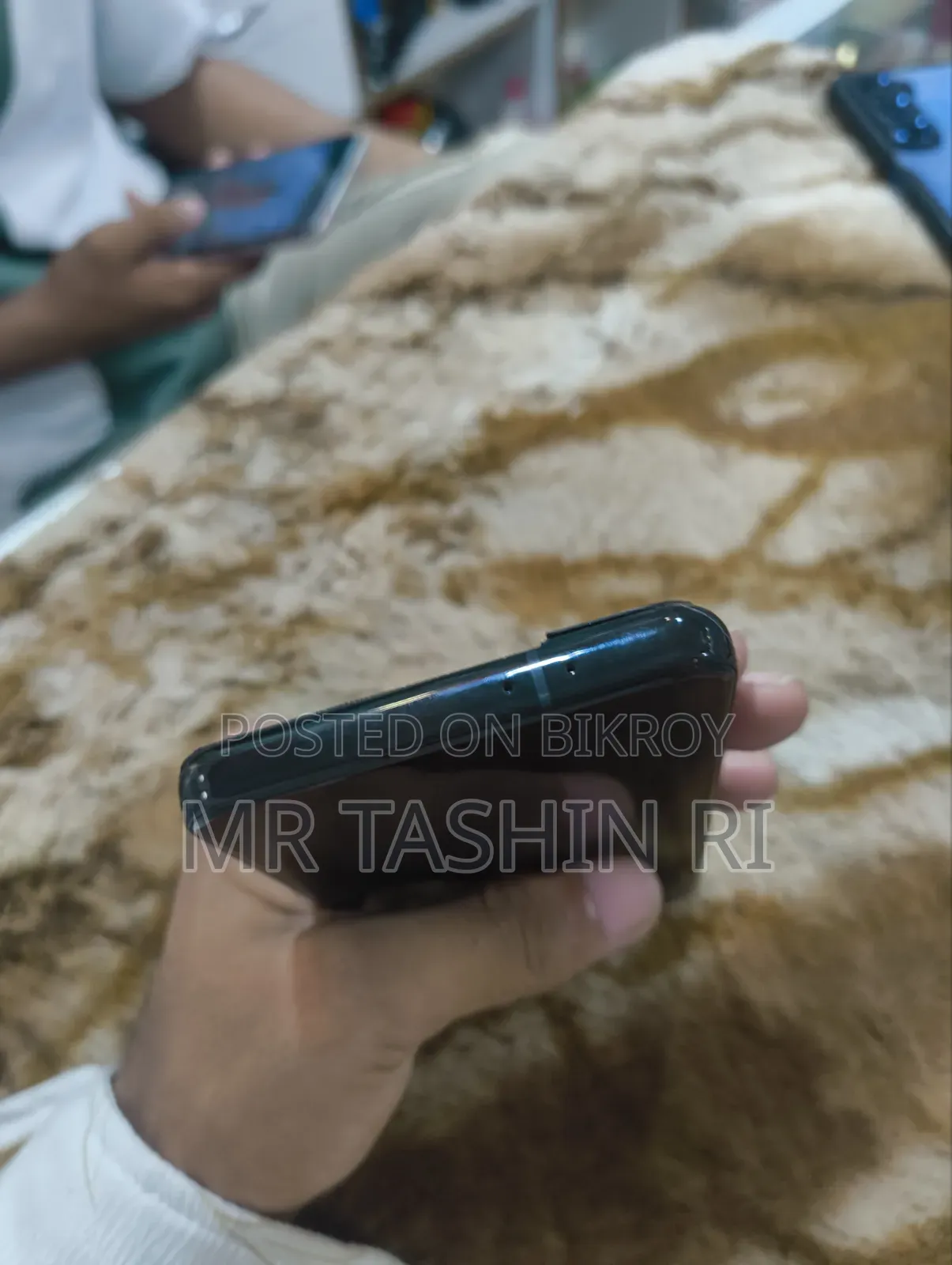 স্যামসাং গ্যালাক্সি এস২১ প্লাস ৫জি ২৫৬ জিবি ব্ল্যাক