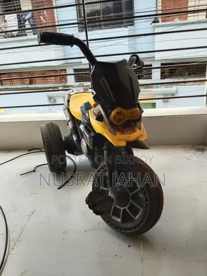 কিনেছিলাম প্রায় আট মাস আগে, যার জন্য কিনেছি তিনি আবার চালাতে পারেন না,