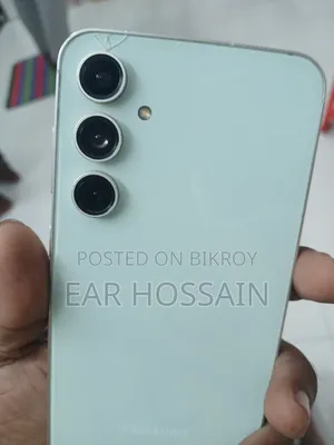 স্যামসাং গ্যালাক্সি এস২৩ এফই ১২৮ জিবি হোয়াইট