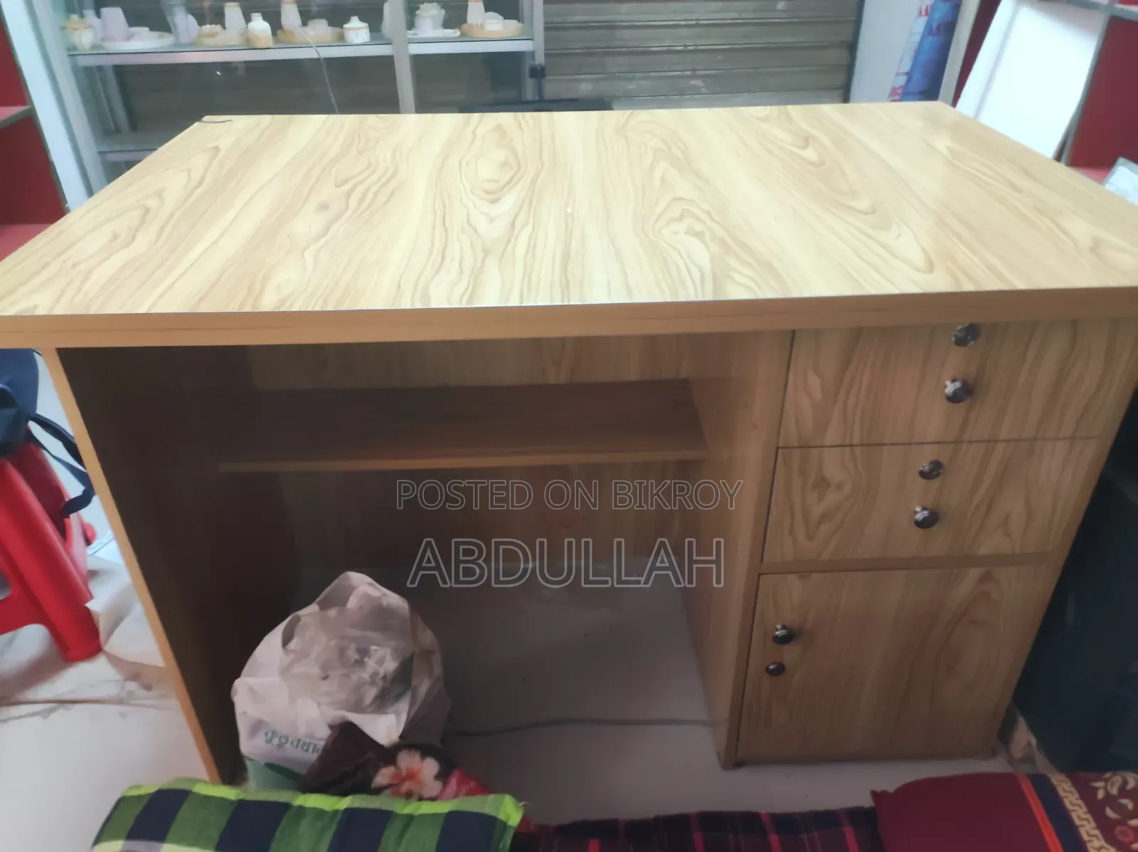 কাউন্টার টেবিল