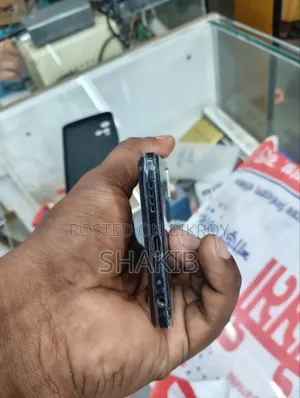 Vivo Y33s 128 GB Black
