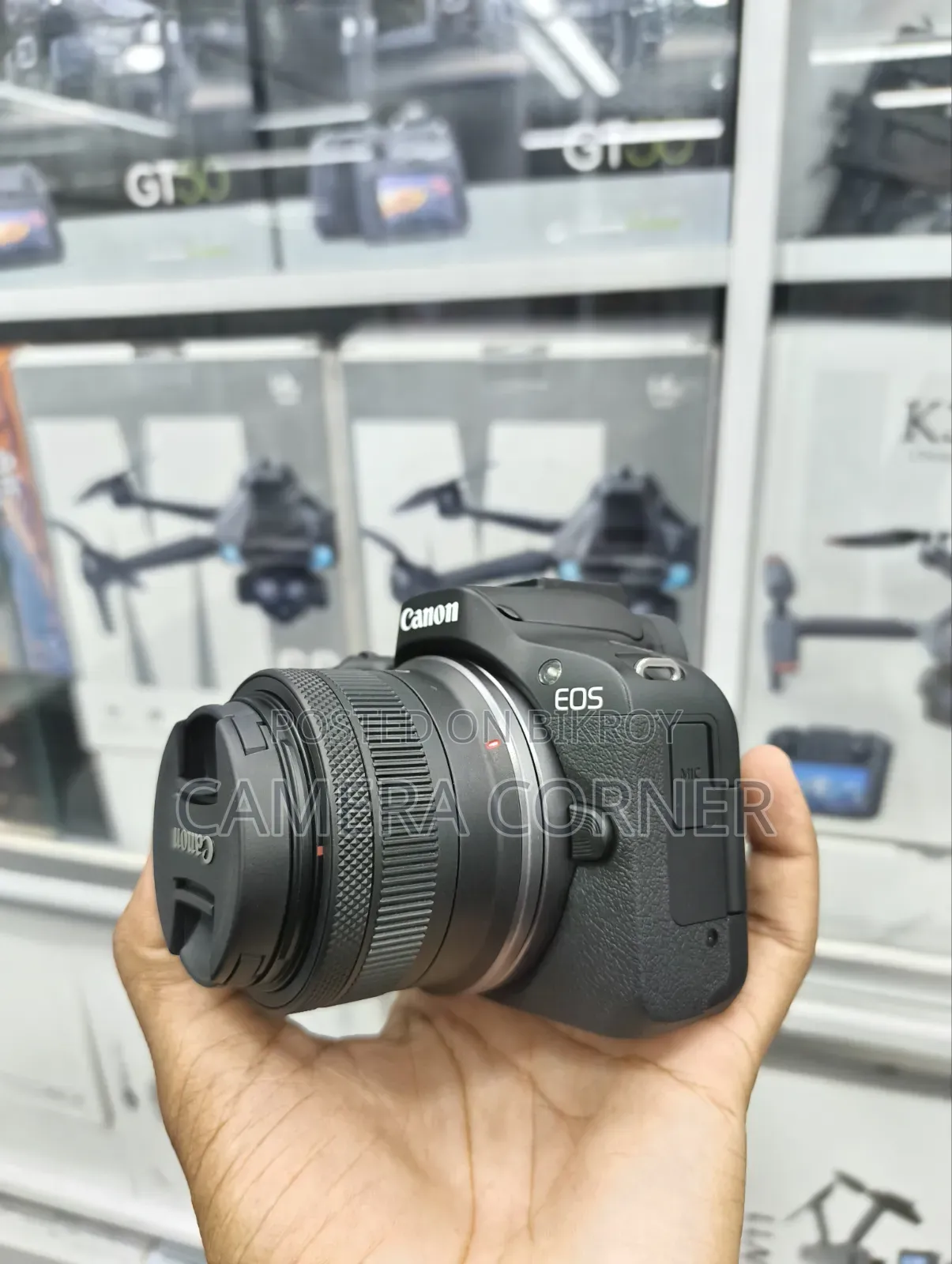 Canon R50 Camera With 18-45mm STM Len's