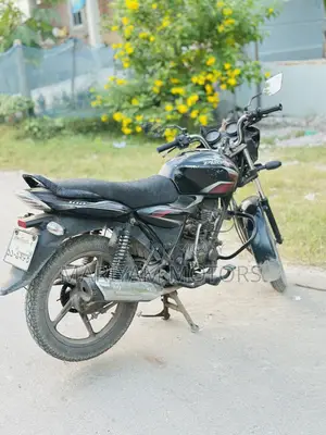 বাজাজ ডিসকভার ১০০ ২০১৬ পার্পল