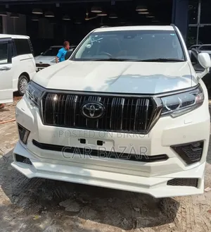 টয়োটা ল্যান্ড ক্রুজার প্রাডো ২.৭ ২০২১ হোয়াইট