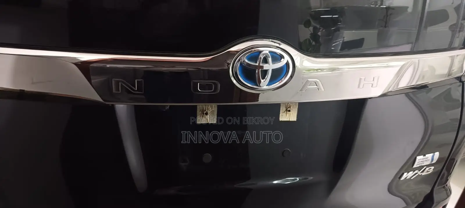 Toyota Noah 1.8 Front-Wheel Drive Hybrid (7-seater) 2021 Black