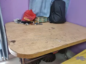 Autobi Wooden Table