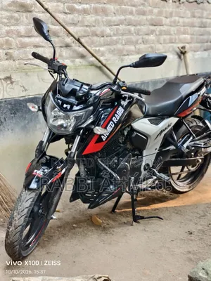 TVS Apache RTR 160 4V 2021 Black