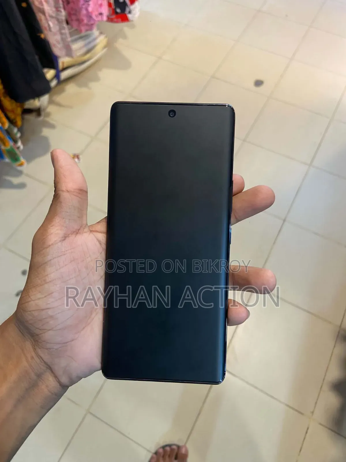 Tecno Pova Curve 256 GB Silver