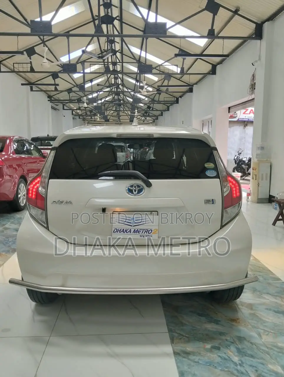 Toyota Prius 2017 White