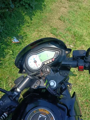 Bajaj Pulsar 150 2019 Red