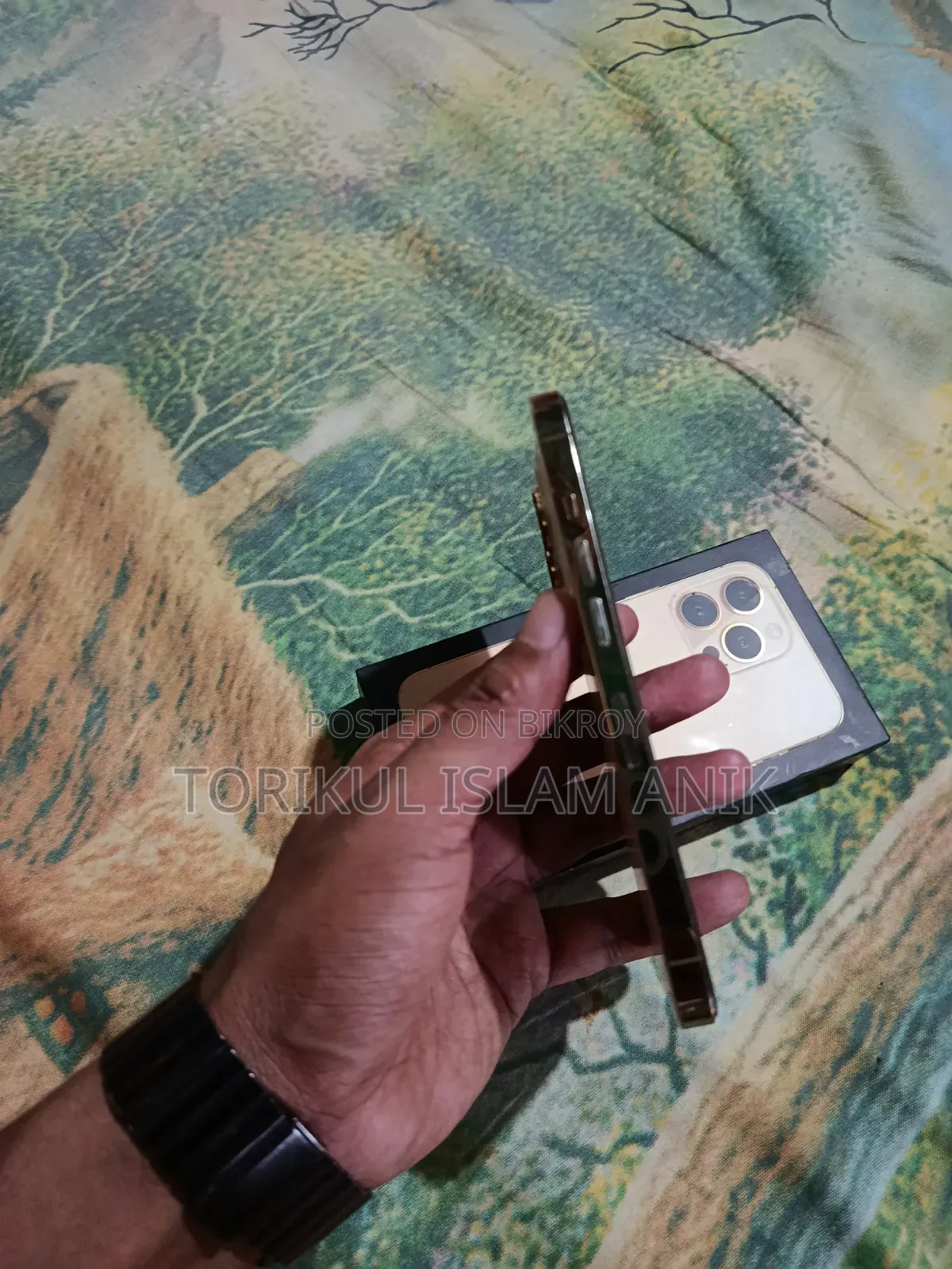 অ্যাপল আইফোন ১৩ প্রো ১২৮ জিবি গোল্ড