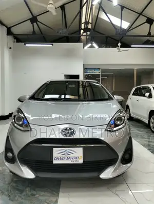 টয়োটা অ্যাকুয়া ২০১৮ সিলভার