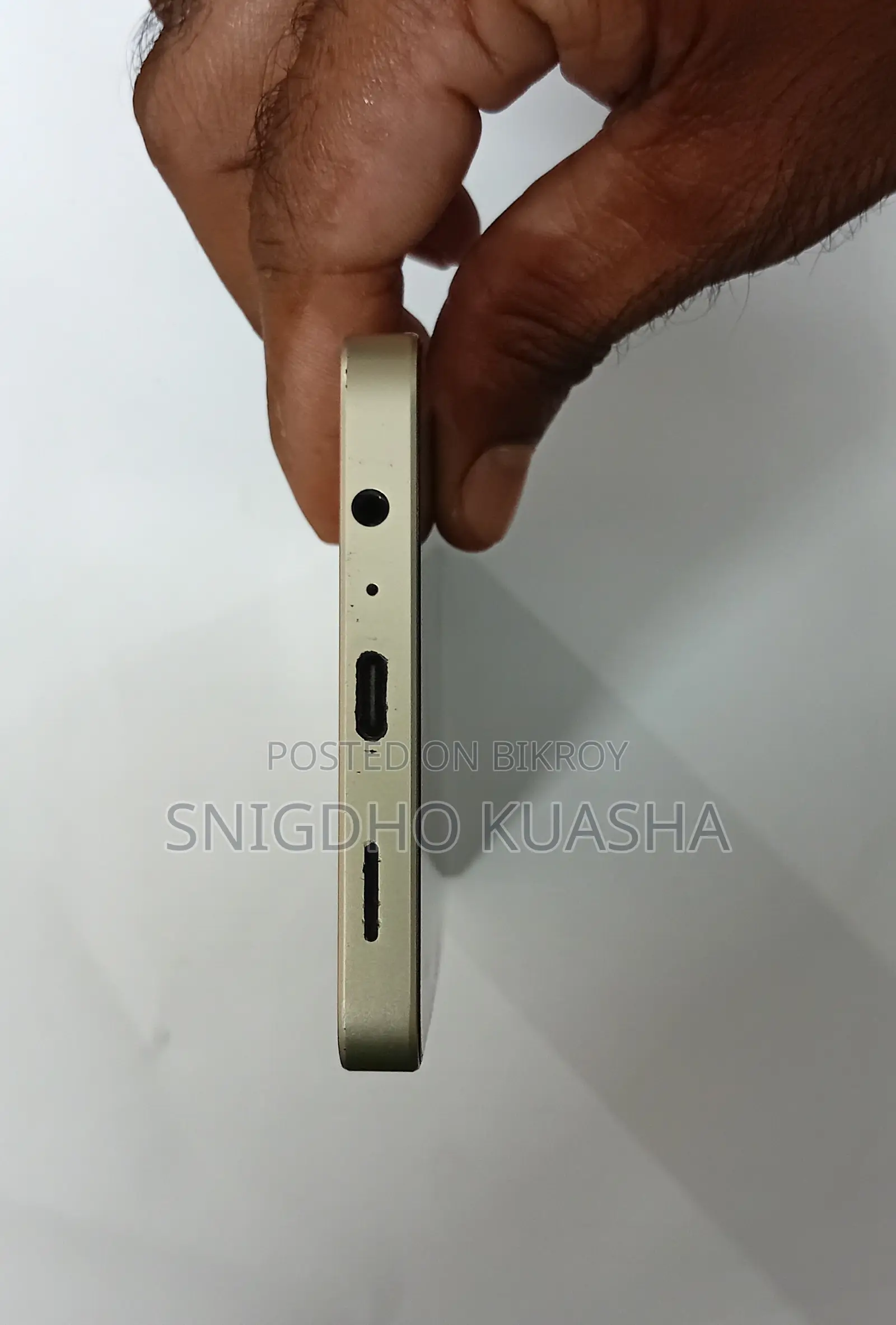 Samsung Galaxy A06 64 GB Gold