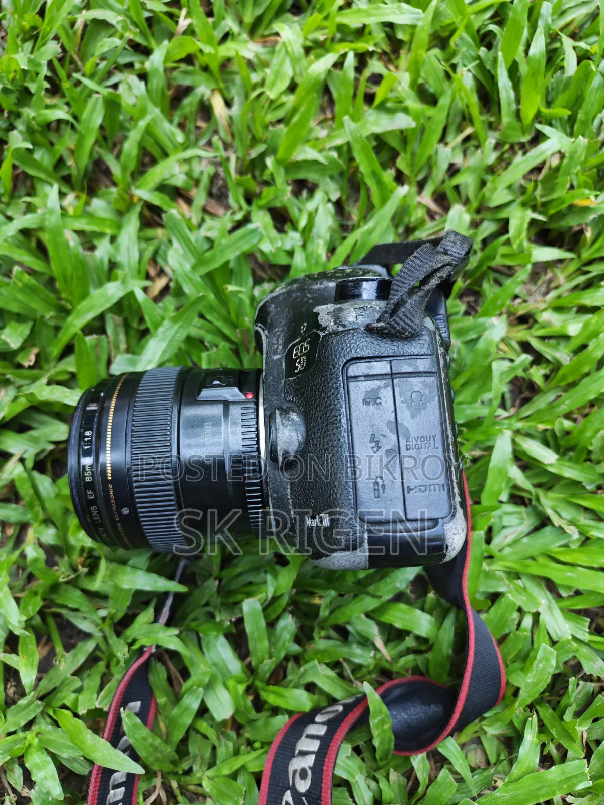 Camera EOS 5D Mark III and Canon USM 85mm 1.8