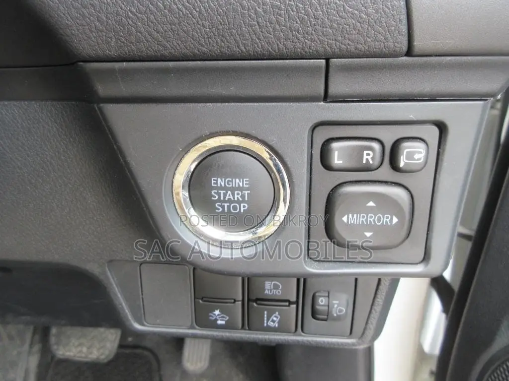 New Toyota Axio 1.5 G 2WD 2020 Pearl