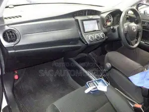 New Toyota Axio 1.5 G 2WD 2020 Pearl