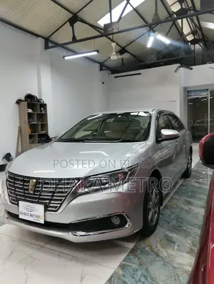 Toyota Premio 2016 Silver