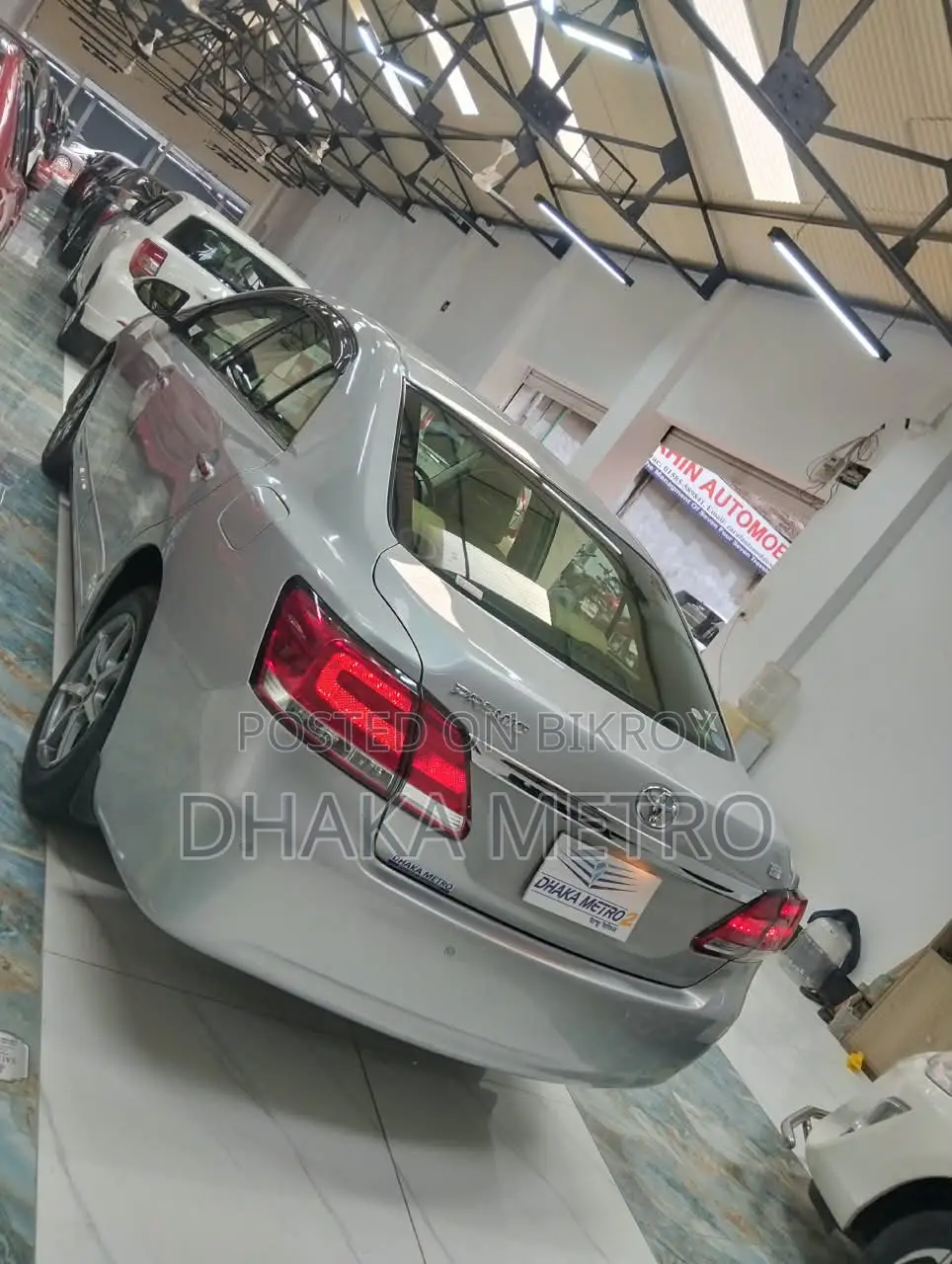 Toyota Premio 2016 Silver