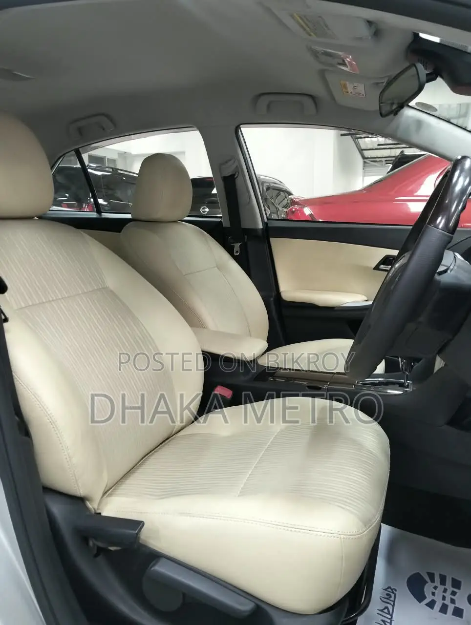 Toyota Premio 2016 Silver