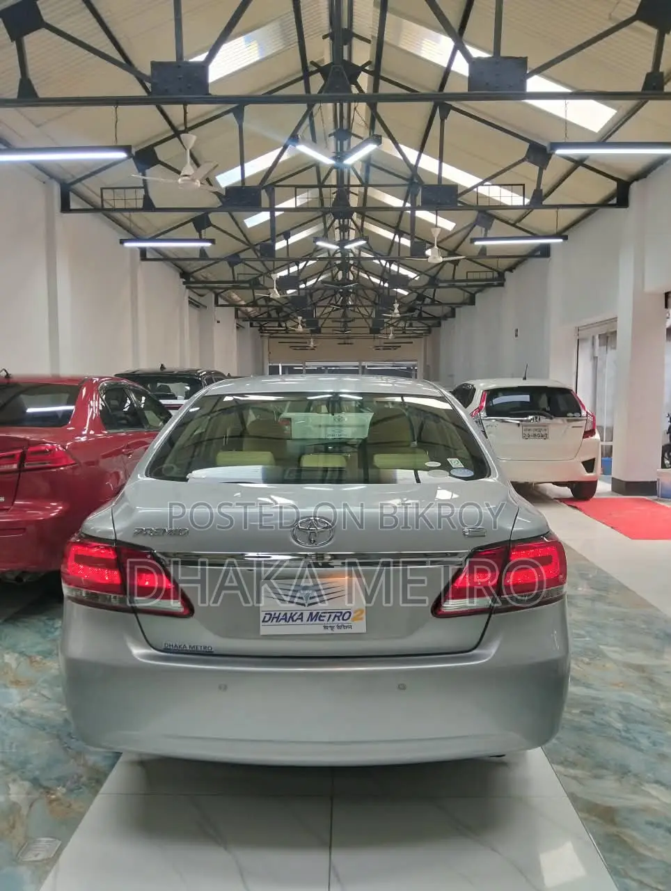 Toyota Premio 2016 Silver