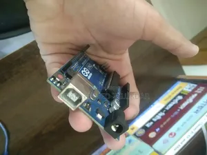 Arduino UNO Rev3