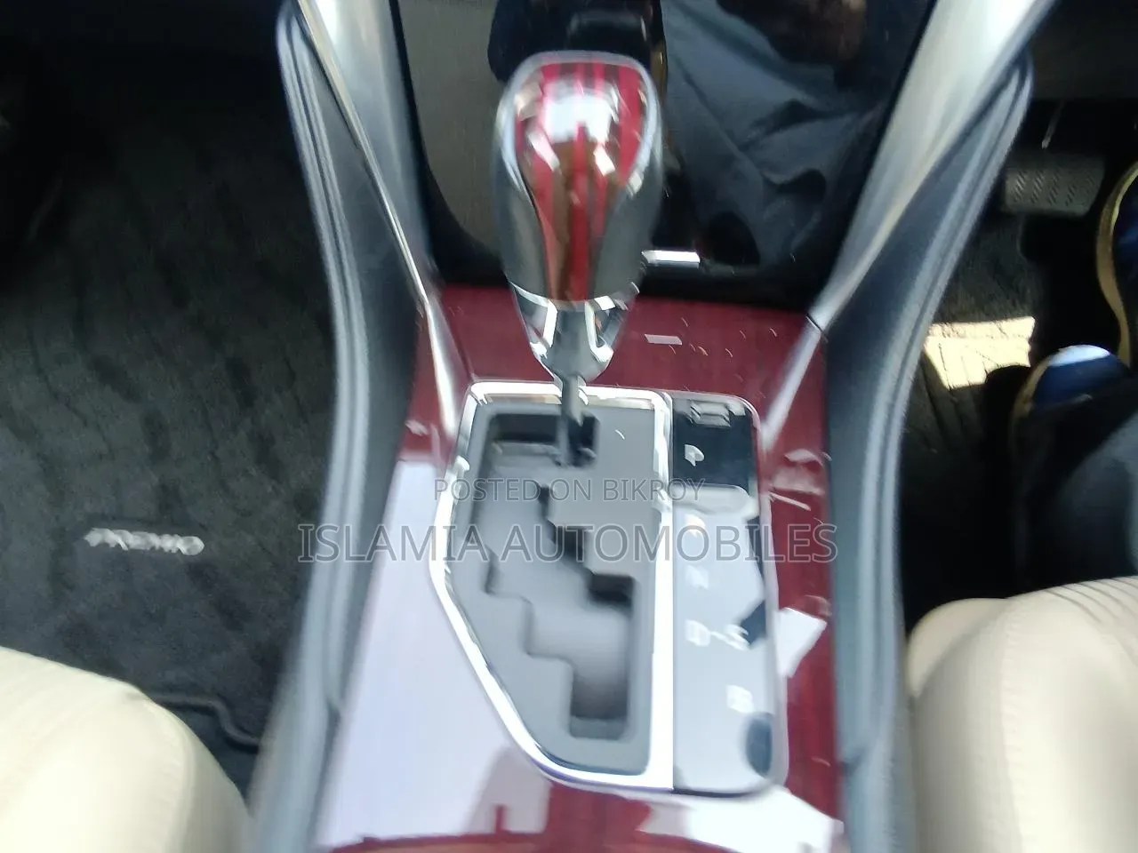Toyota Premio 2021 Red