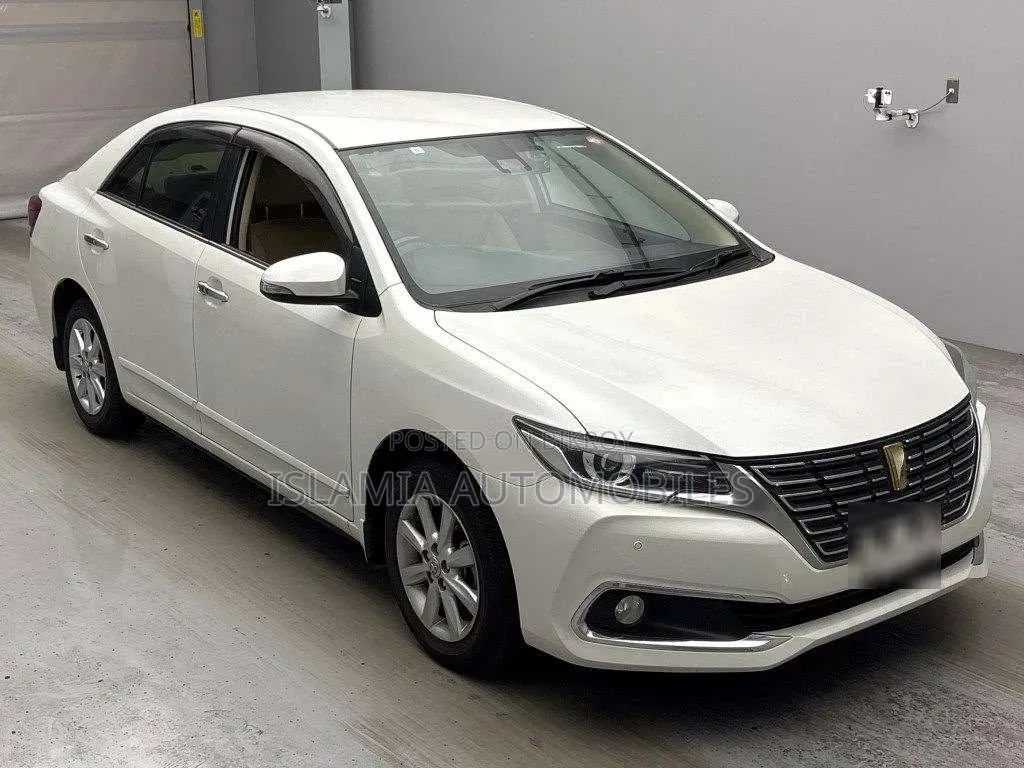 Toyota Premio 2021 Pearl