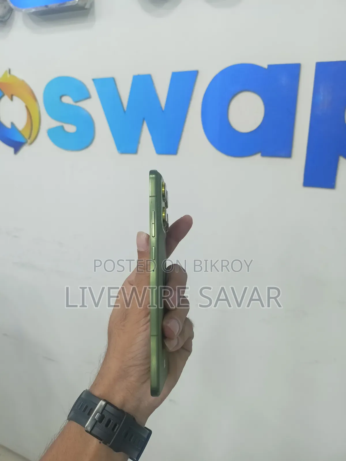 মোটোলোরা এজ ৭০ ২৫৬ জিবি গ্রিন