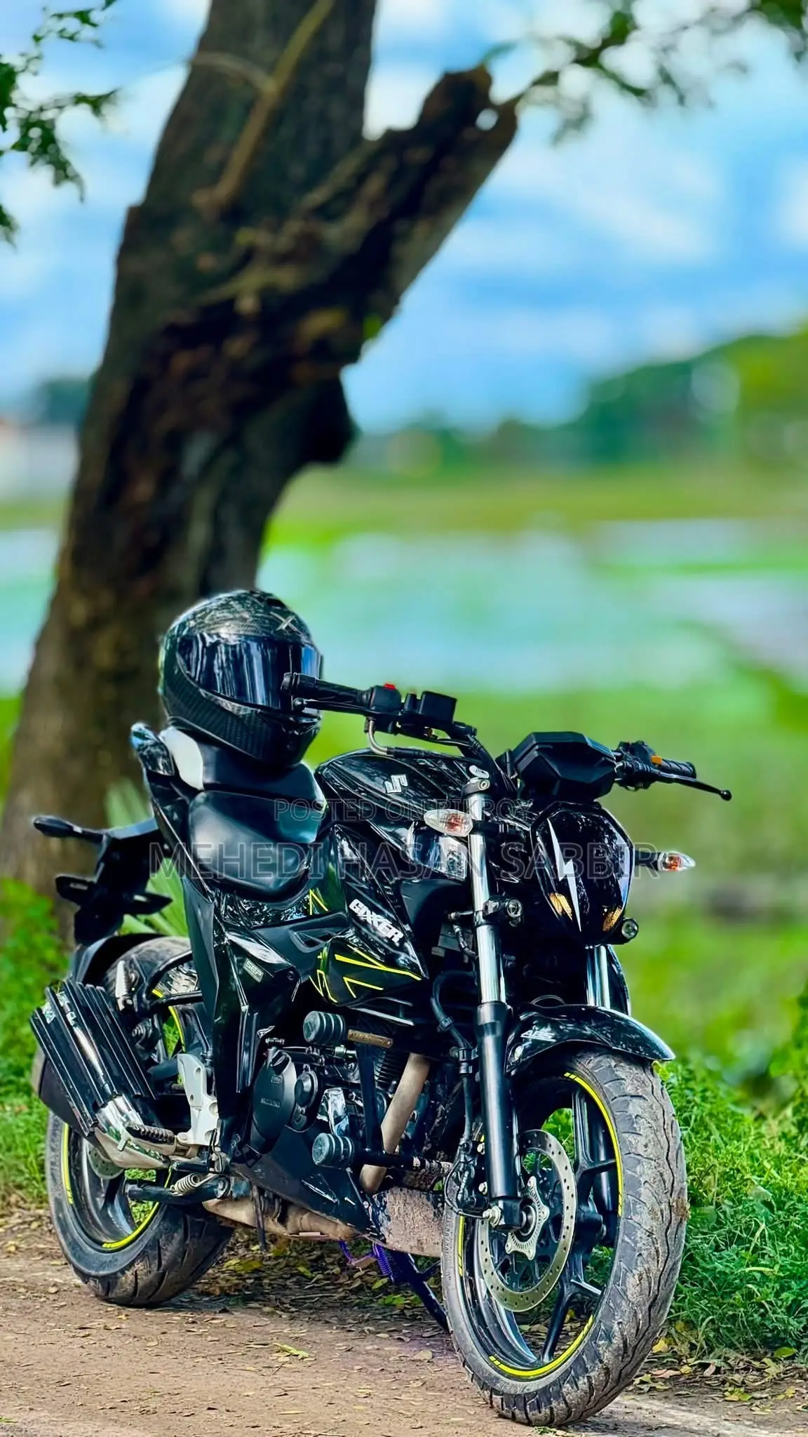 সুজুকি গিক্সার ২০২৫ ব্ল্যাক