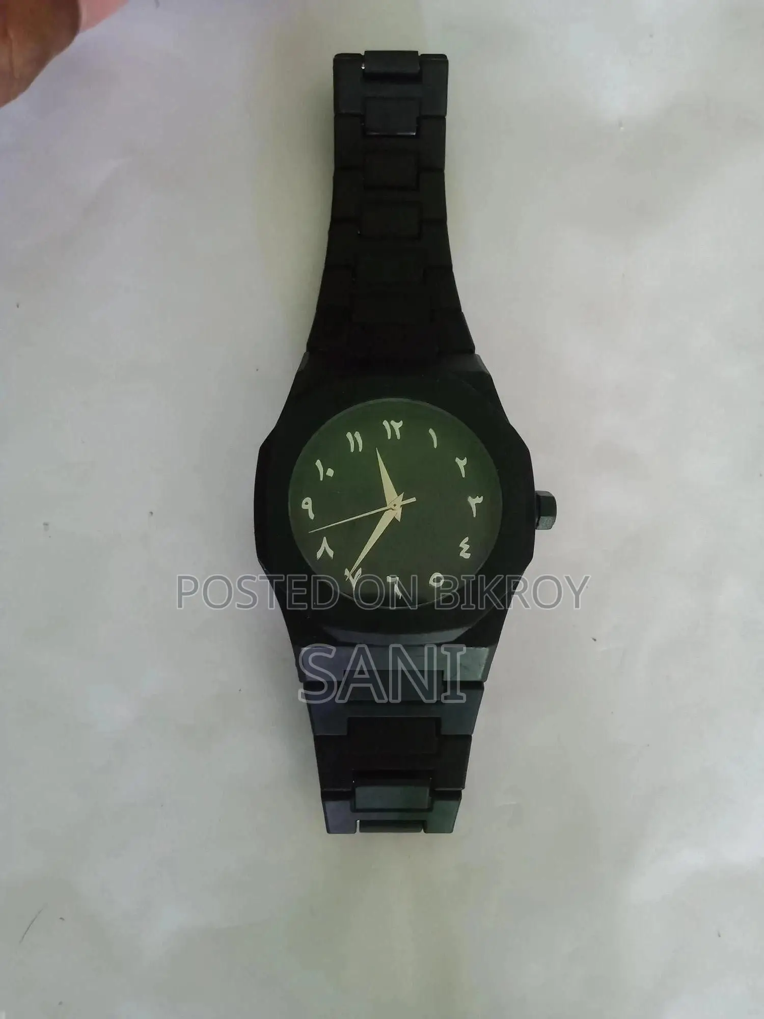 Hand Watch / Wrist Watch
