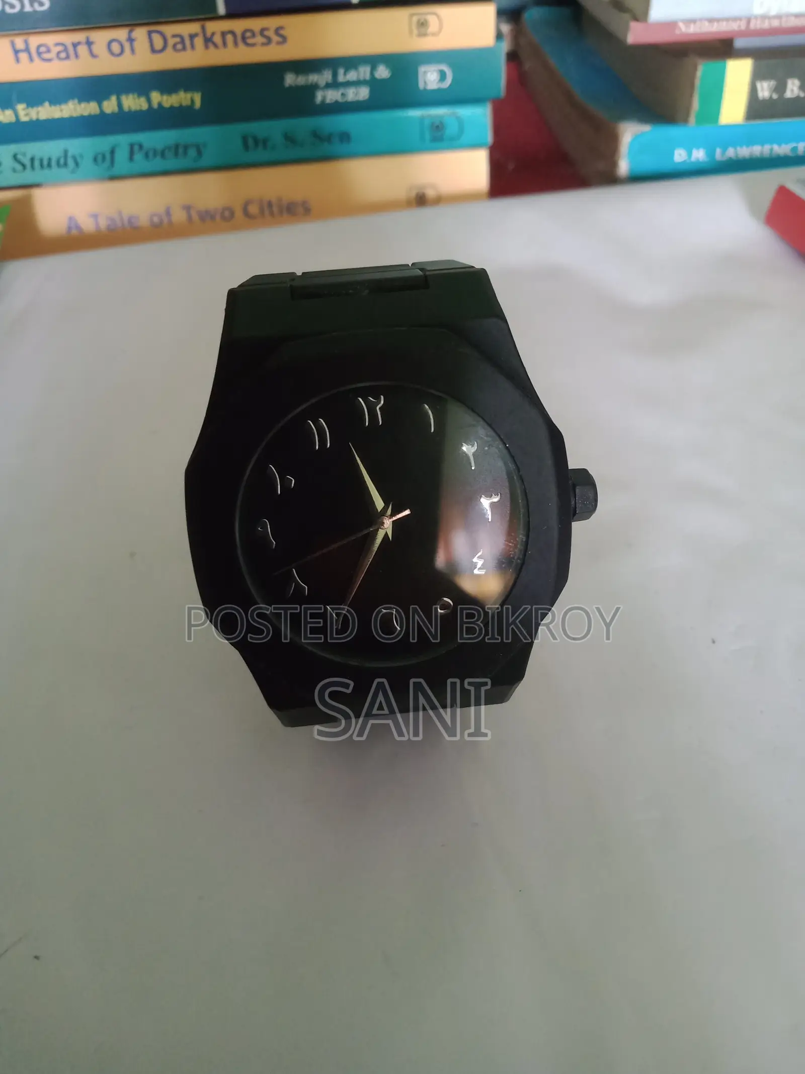 Hand Watch / Wrist Watch