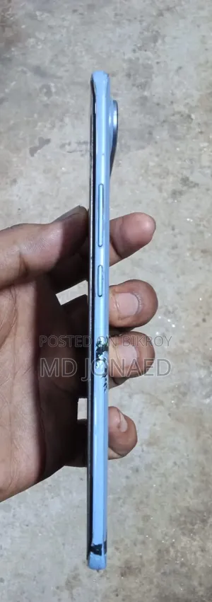 টেকনো পোভা স্লিম ৫জি ২৫৬ জিবি ব্লু