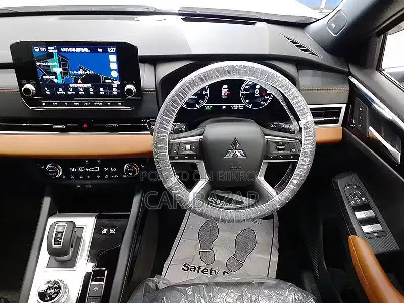 Mitsubishi Outlander 2.4 PHEV AWD 2022 White