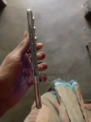 টেকনো ক্যামন ৪০ ২৫৬ জিবি
